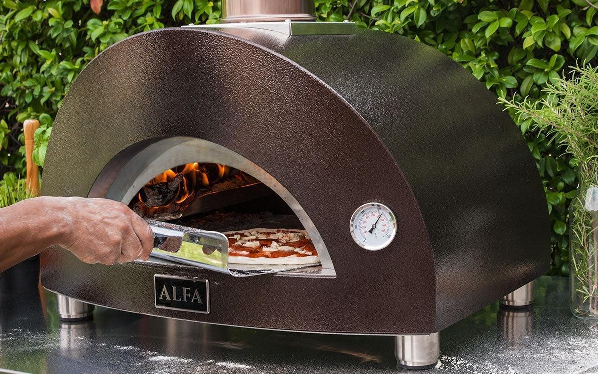 Outdoor Pizza Ovens