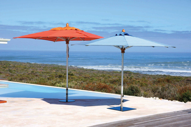 Bravura Center Pole Patio Umbrella (1.5" Pole Ø) - Woodline Shade Solutions-Patio Pelican
