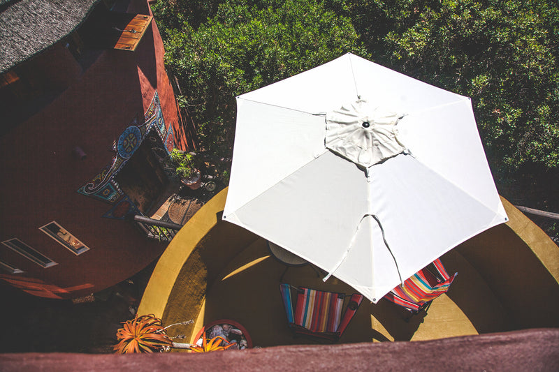 Swift Center Pole Patio Umbrella (1.25" Telescopic Pole Ø) - Woodline Shade Solutions-Patio Pelican