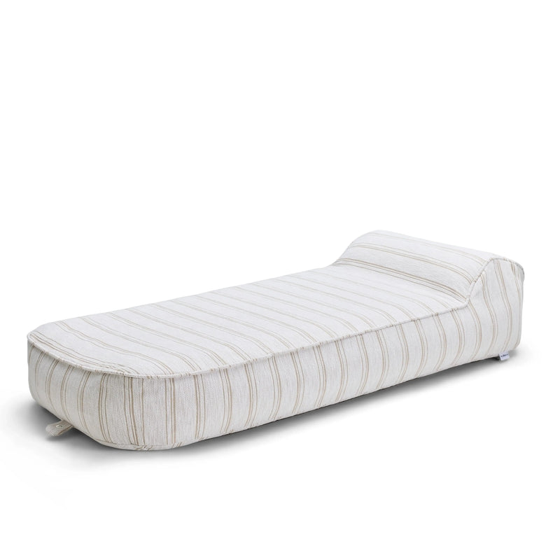 The Fillup Club Outdoor Inflatable Sunlounger-Patio Pelican