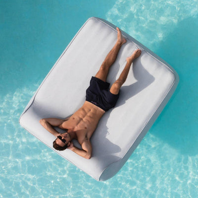 The Fillup Club Outdoor Inflatable Twin Sunlounger-Patio Pelican