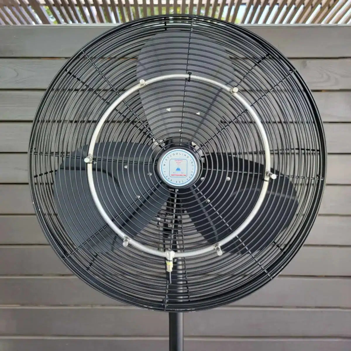 MistCooling High-Pressure Misting Fan with 24 Inch Outdoor Fan - 1500 ...