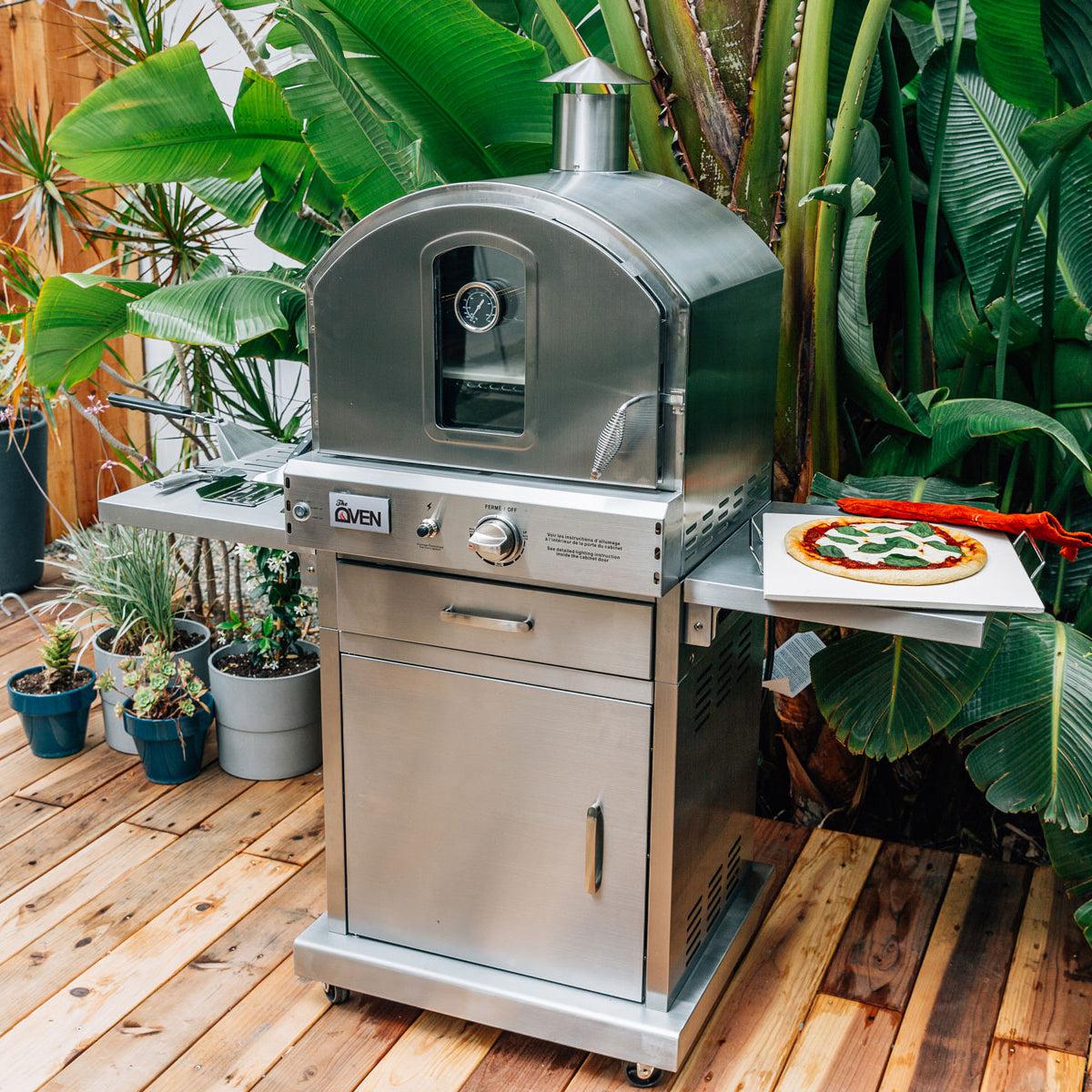 https://patiopelican.com/cdn/shop/products/Summerset-Outdoor-LPNG-Freestanding-Pizza-Oven-11.jpg?v=1669449176